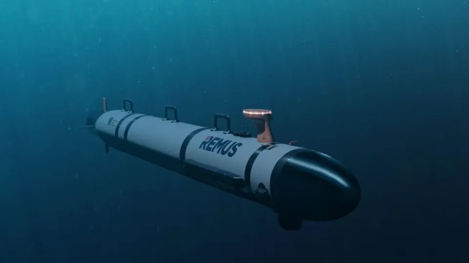 Huntington Ingalls Industries Lionfish small unmanned undersea vehicle prepared for Navy deployment